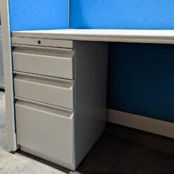 4×2 Hon Used Telemarketing Cubicle, Blue And Cream – Sold In Pods -Office Furniture Store 4x2 Hon Used Telemarketing Cubicle 03 1