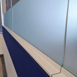 6×6 Global Evolve Used Buddy Station W Glass, Light Gray, White And Blue – Sold In Rows -Office Furniture Store 6x6 Global Evolve Used Cubicles Glass Light Gray White Blue 04 2