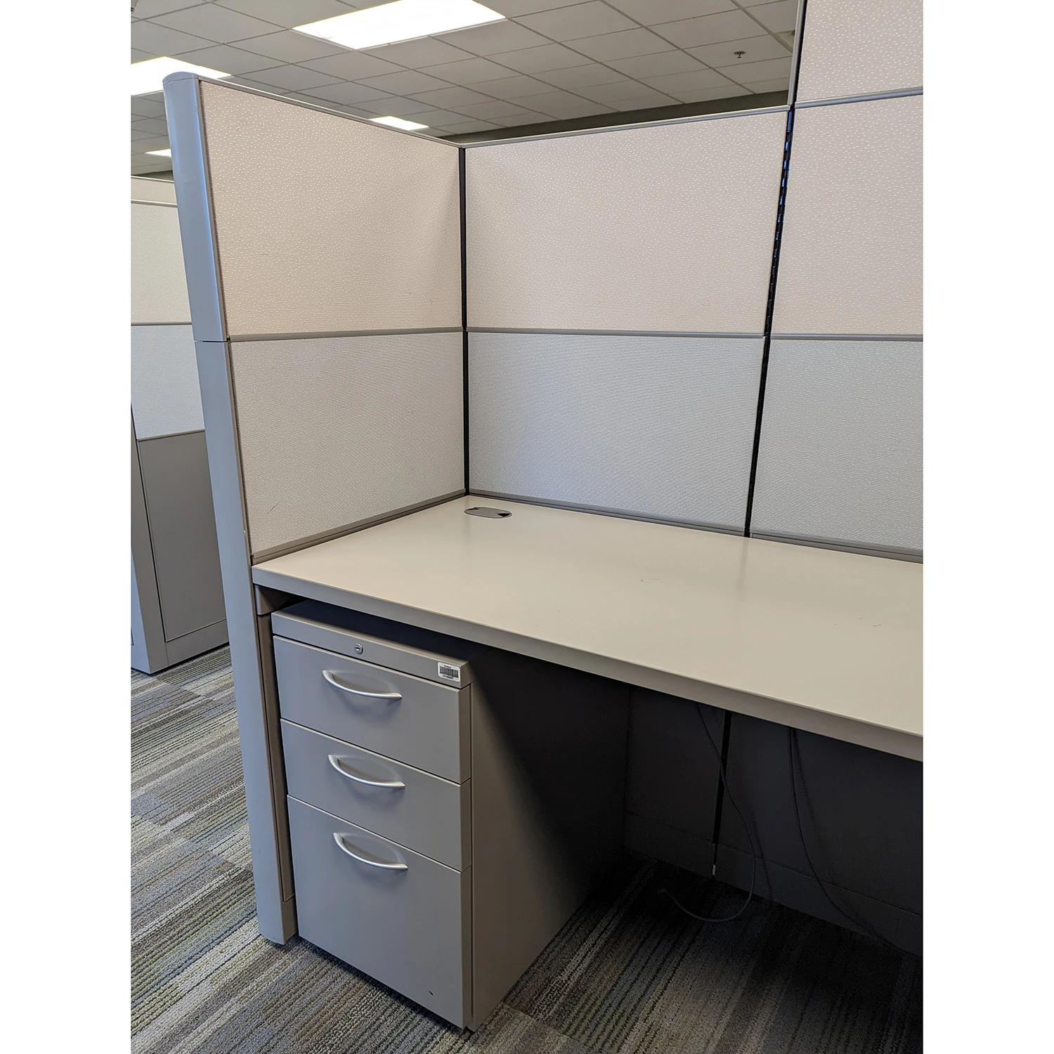 8×6 Allsteel Used Cubicle, Gray, Tan And Blue – Sold In Rows 8 8×6 Allsteel Used Cubicle, Gray, Tan And Blue – Sold In Rows - Image 8