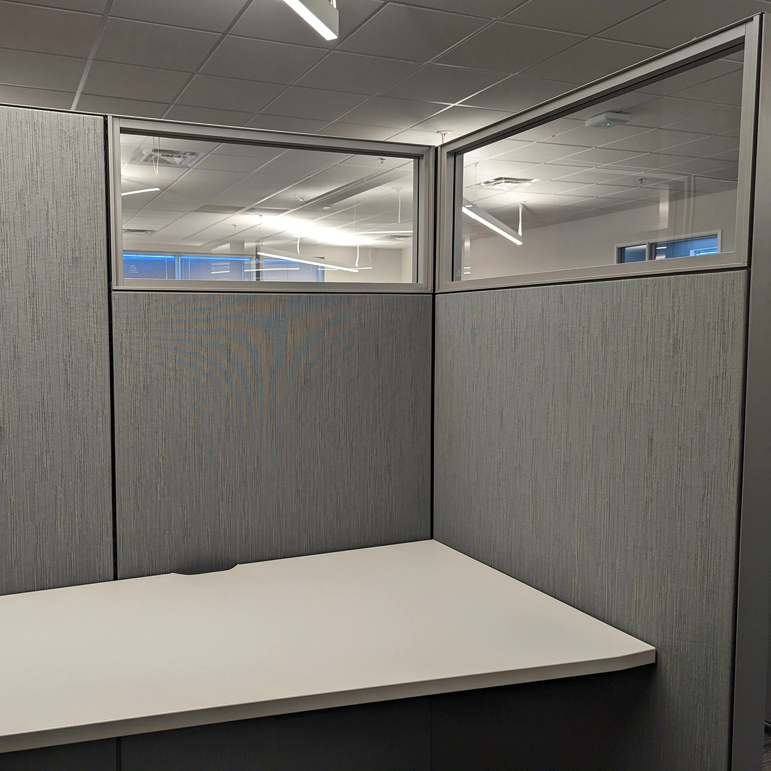 8×6 Haworth Compose Used Cubicle W Glass, Gray – Sold In Pods 6 8×6 Haworth Compose Used Cubicle W Glass, Gray – Sold In Pods - Image 6