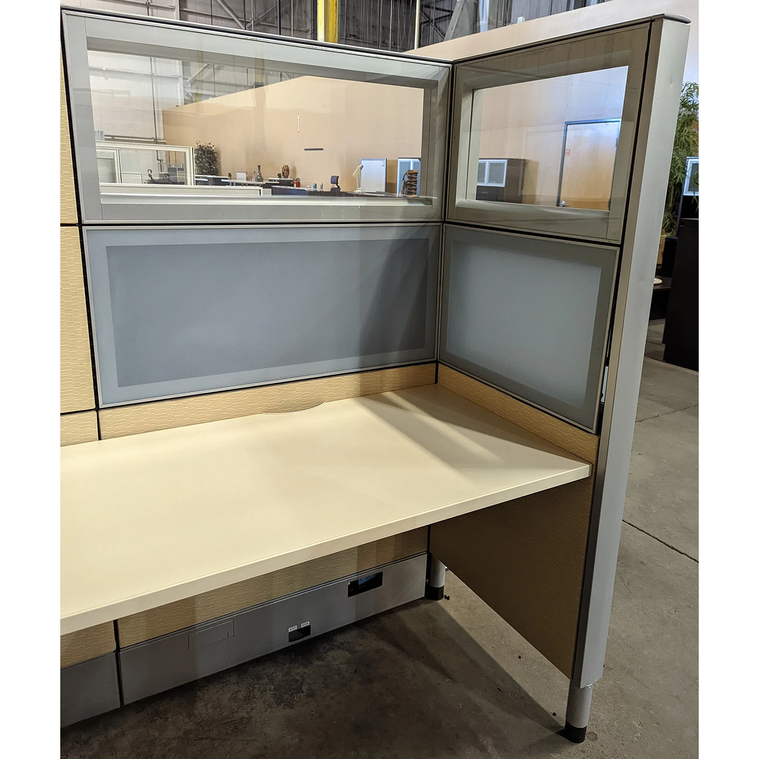 8×6 Haworth Premise Used Cubicle, Taupe – Sold In Rows 3 8×6 Haworth Premise Used Cubicle, Taupe – Sold In Rows - Image 3