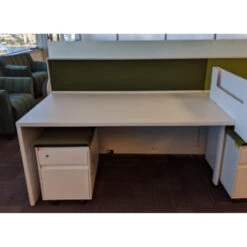 Steelcase Answer 5×2.5 Used Cubicle W Glass In Blues & Greens, Sold In Pods -Office Furniture Store Steelcase Answer 5x2.5 Used Cubicle Glass Blues Greens Sold in Pods 04