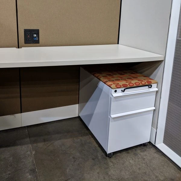 6×8 Knoll Dividends Used Cubicles – Sold In Pods 3 6×8 Knoll Dividends Used Cubicles – Sold In Pods - Image 3